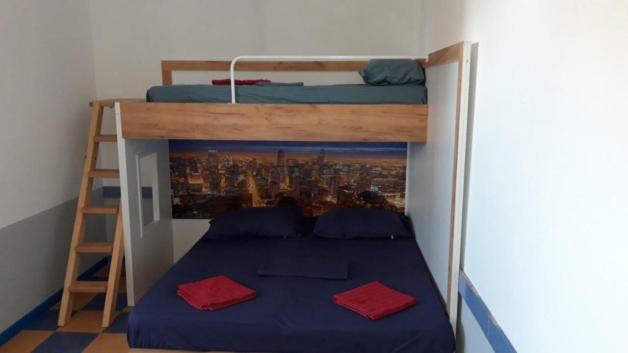 Home Hostel Shkodër 외부 사진